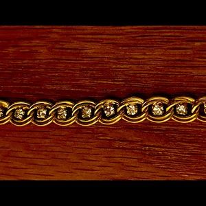 Gold plated bracelet w CZ diamonds